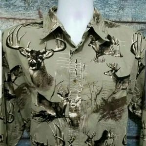 Rugged Earth Outfitters Mens Shirt XL Deer Print